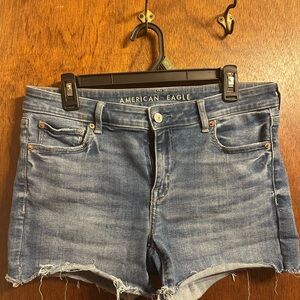 American Eagle midi shorts size 8